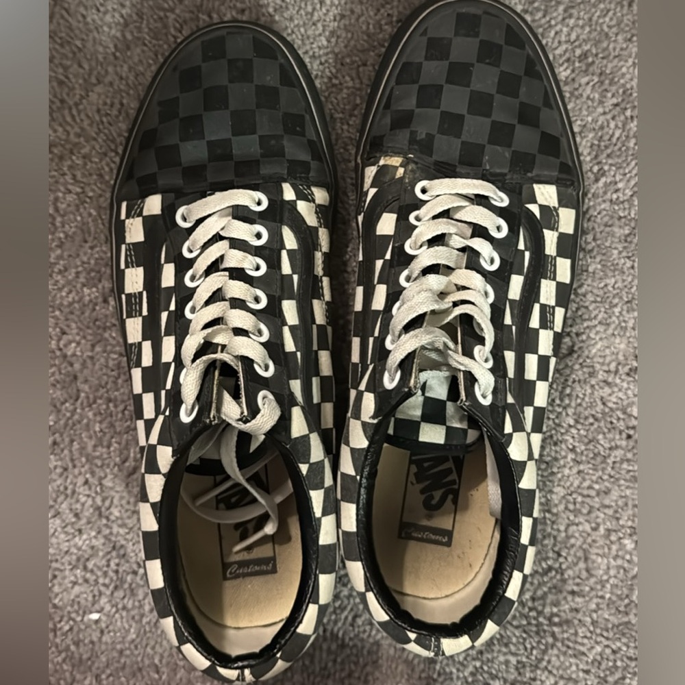 Men’s Checkered Vans Size 10